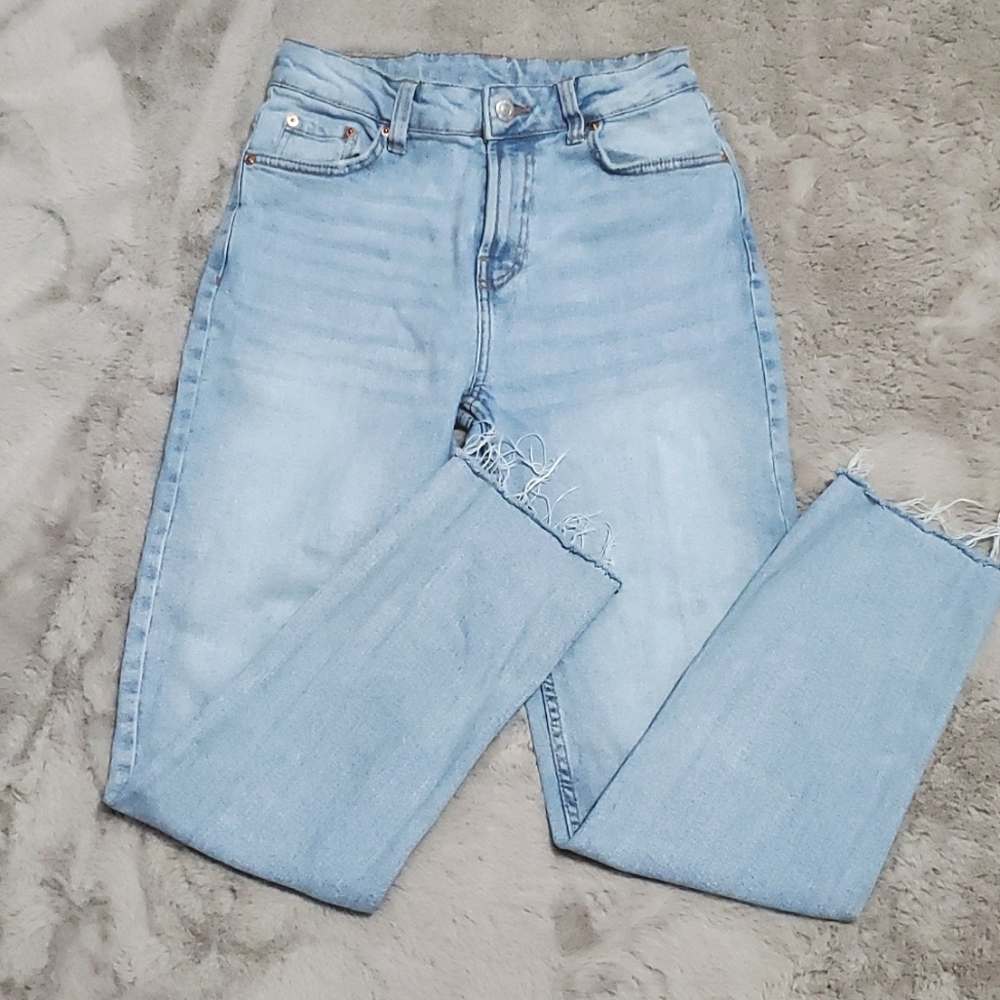 Bershka straight light wash cut raw hem jeans size 26